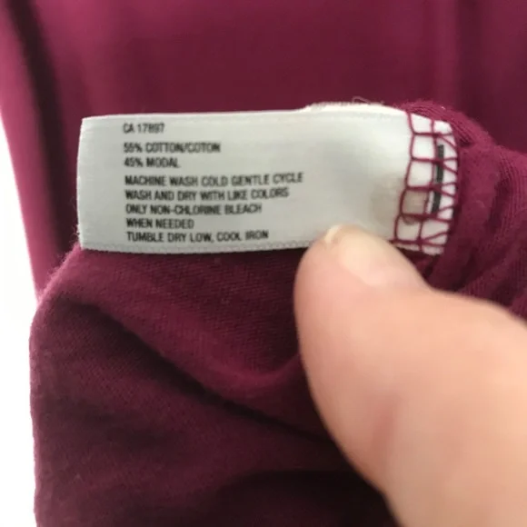 GAP basic t-shirt size large - Picture 4 of 4